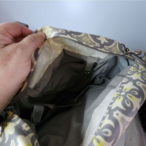 Petunia Pickle Bottom diaper bag backpack - Picture 5 of 10